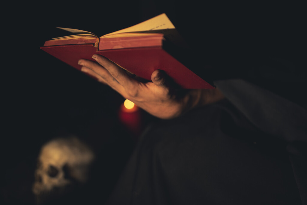 horror-książka-mrok